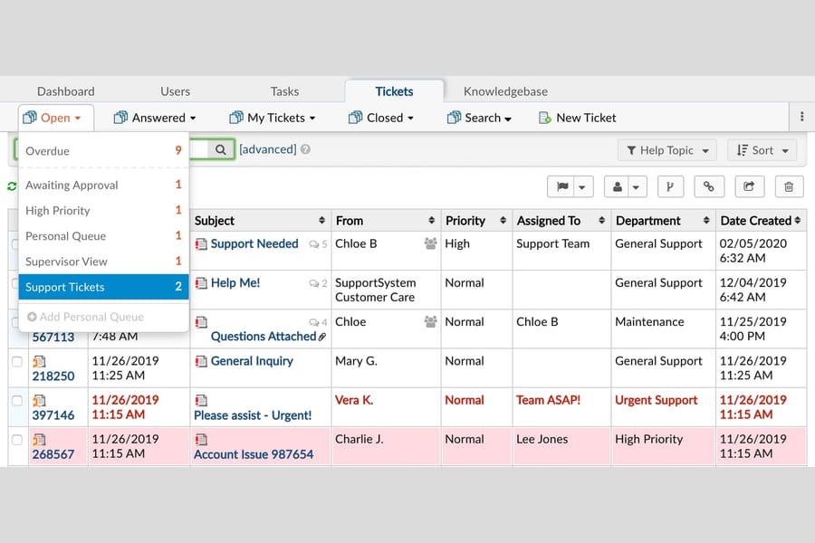 The osTicket agent panel showing an open ticket queue with priority, assignee and department columns